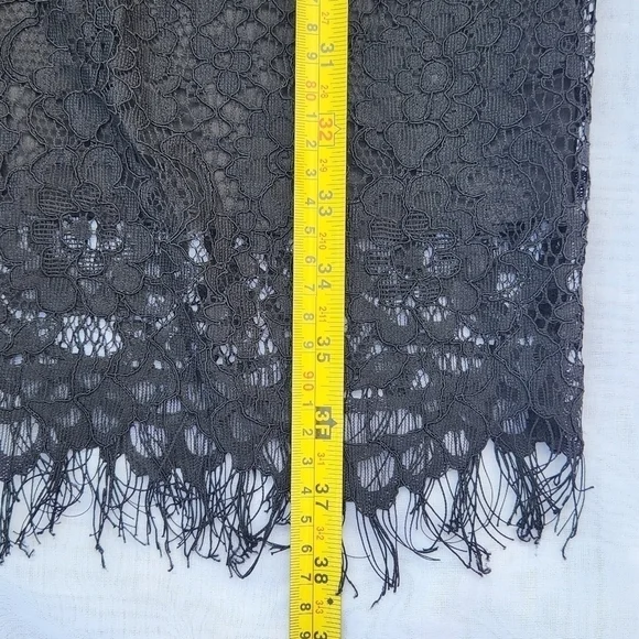 YELLOW star black lace dress size small - Picture 8 of 11